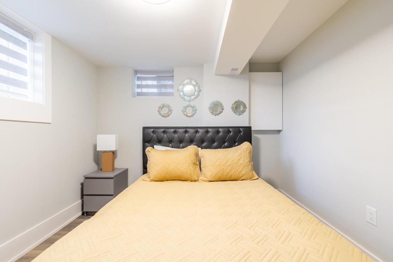 Fancy Downtown House With Hot Tub & Bbq By Globalstay Toronto Extérieur photo