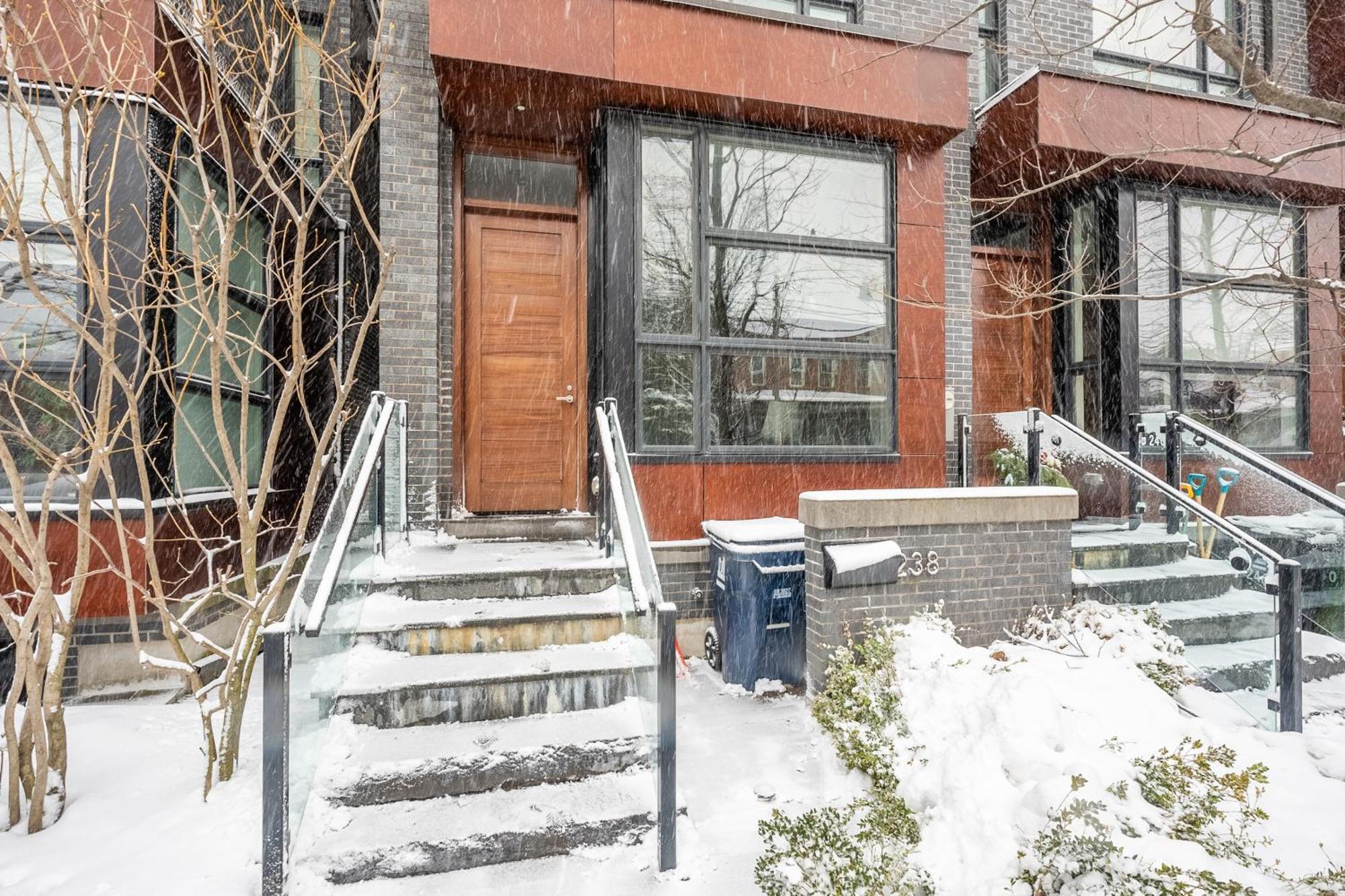 Fancy Downtown House With Hot Tub & Bbq By Globalstay Toronto Extérieur photo