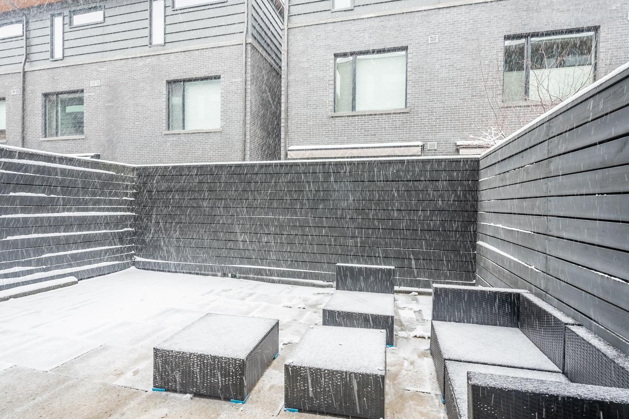Fancy Downtown House With Hot Tub & Bbq By Globalstay Toronto Extérieur photo